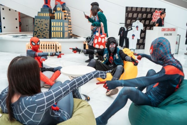 na-comic-con-astana-net-nichego-nevozmozhnogo-v-astane-prohodit-legendarnyi-festival-gik-kultury-photo-big-Aujfp3HFeT.jpg