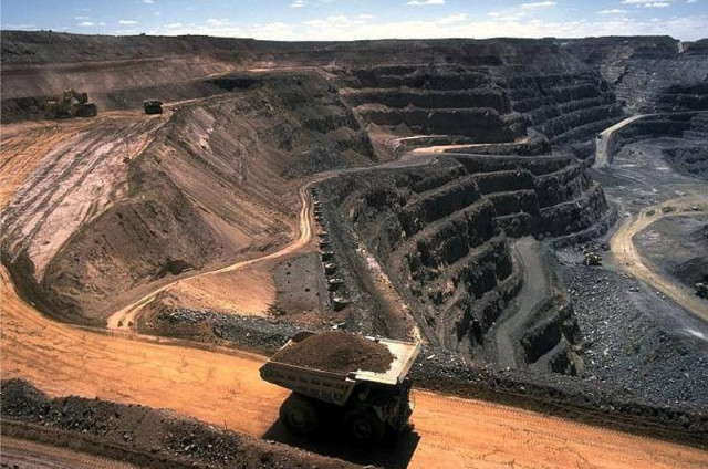 Несколько предприятий по добыче ископаемых запустят в Казахстане