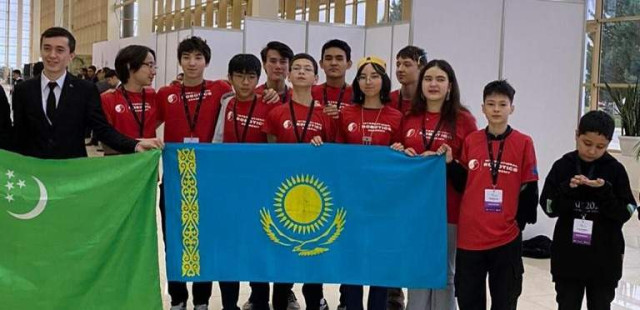 Казахстанцы стали лучшими на международном фестивале в Баку