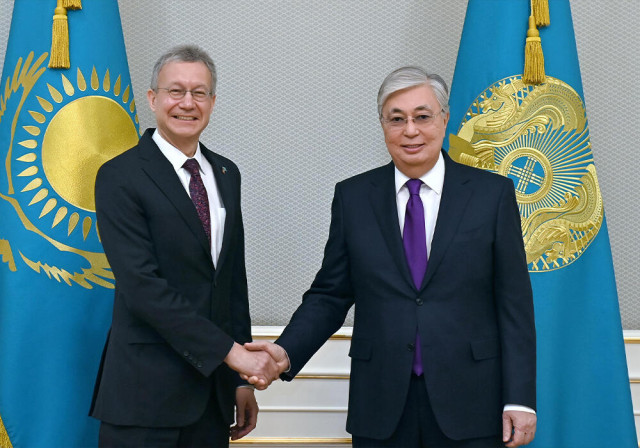 К.Токаев принял посла США в Казахстане Д. Розенблюма