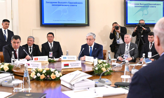 Президент Казахстана принял участие в Заседании Высшего Евразийского Экономического Совета