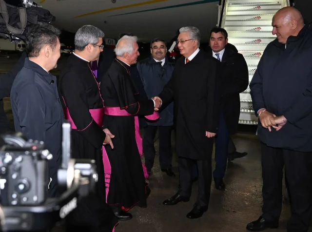 Президент Казахстана прибыл с официальным визитом в Италию