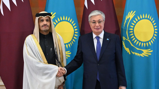 К.Токаев провел переговоры с Премьер-министром Катара