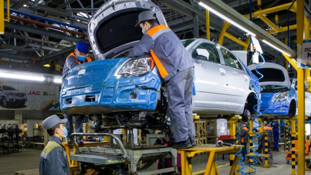 Қазақстанда автоөндіріс үлесі 57% жетті