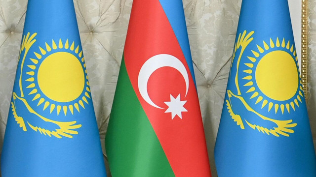 Kazakhstan, Azerbaijan to build fiber optic communication lines along Caspian sea bed