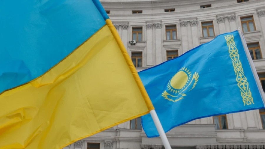 Казакстан ТИМ: Казакстан жарандары Украинадан эвакуацияланууда