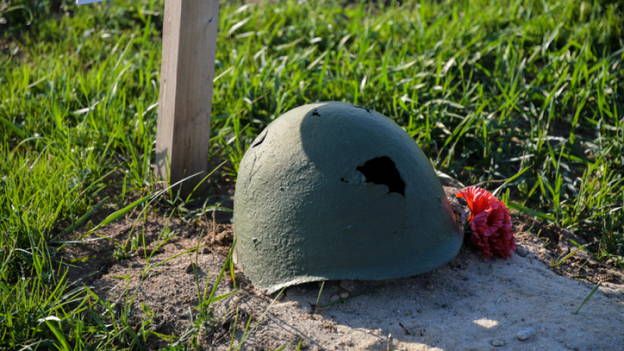Захоронения 18 казахстанских солдат нашли в Беларуси