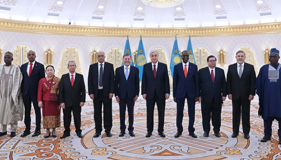 Президент Қасым-Жомарт Тоқаев 10 мемлекеттің елшілерінен сенім грамоталарын қабылдады