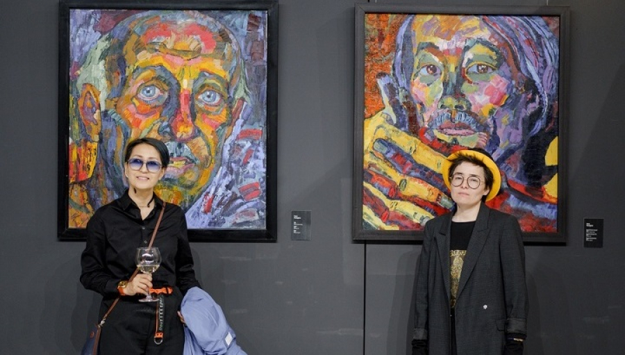 Выставка «Время восточное» открылась в столице РК