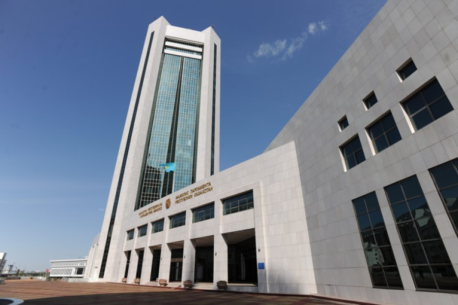 Mazhilis reviews amendments to legislative acts on implementing certain instructions of Kazakh President
