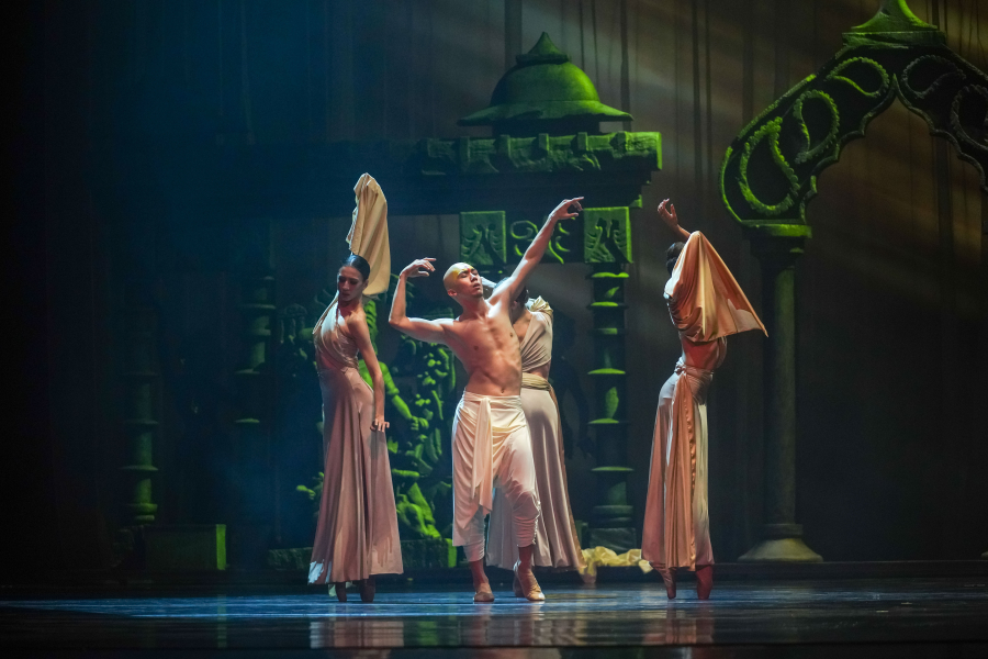Astana Ballet theatre opens its anniversary season