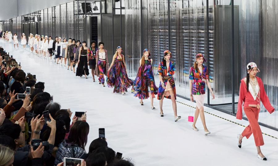 Италия: Казакстандык дизайнерлер мода жумалыгына катышты