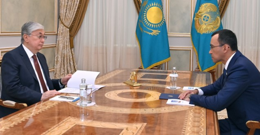 Kazakh President receives Senate Speaker Maulen Ashimbayev