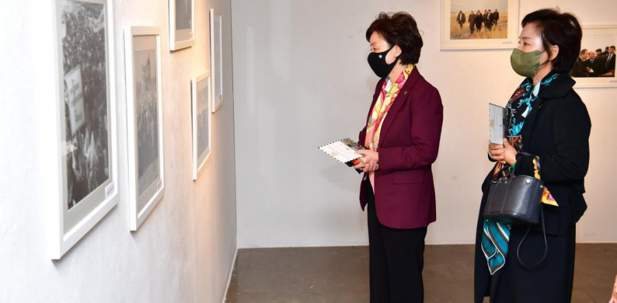 Фотовыставка «Безъядерный мир» проходит в Сеуле