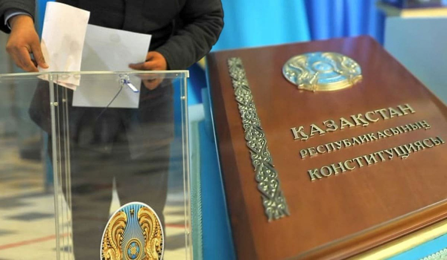 Казахстанцы поддержали поправки в Конституцию