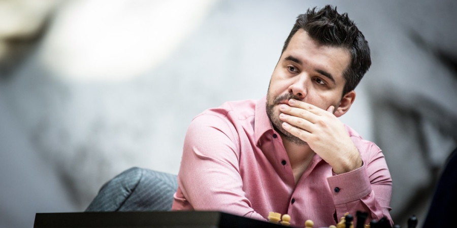 Чемпионат мира по шахматам: Ян Непомнящий проиграл Лижэню в двенадцатой партии матча