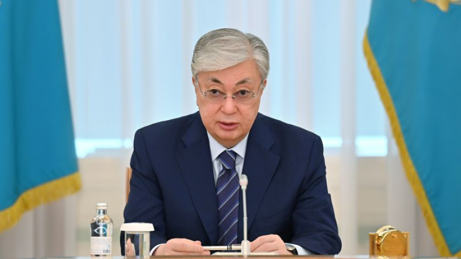 Kazakh President chairs expanded government meeting