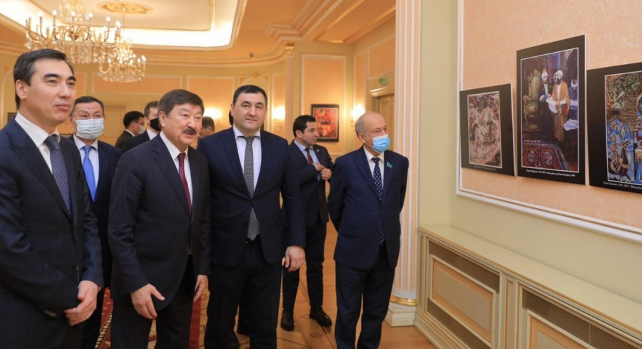 ‘Nizami Ganjavi’ photo album and exhibition presented in Library of First President of Kazakhstan
