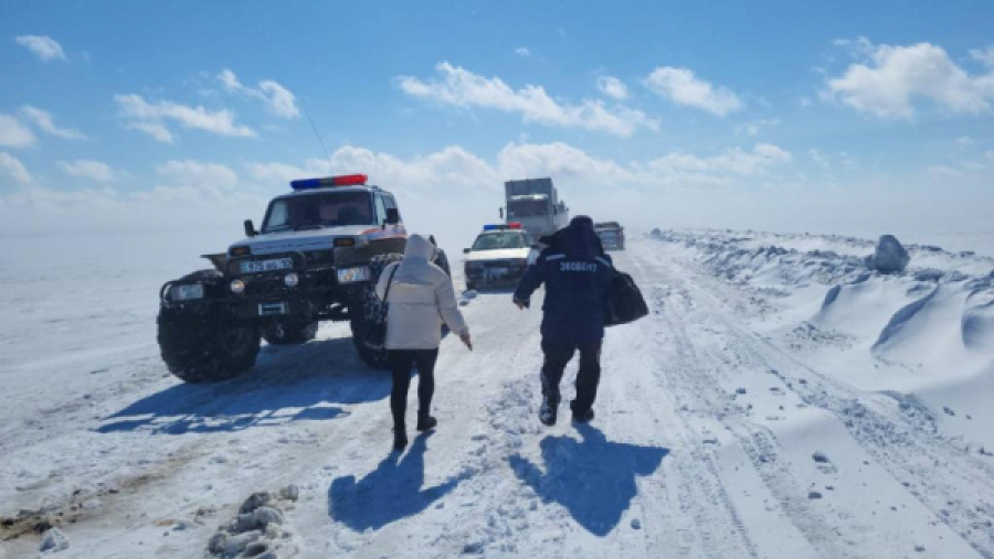 Непогода в Казахстане: эвакуировано 814 человек