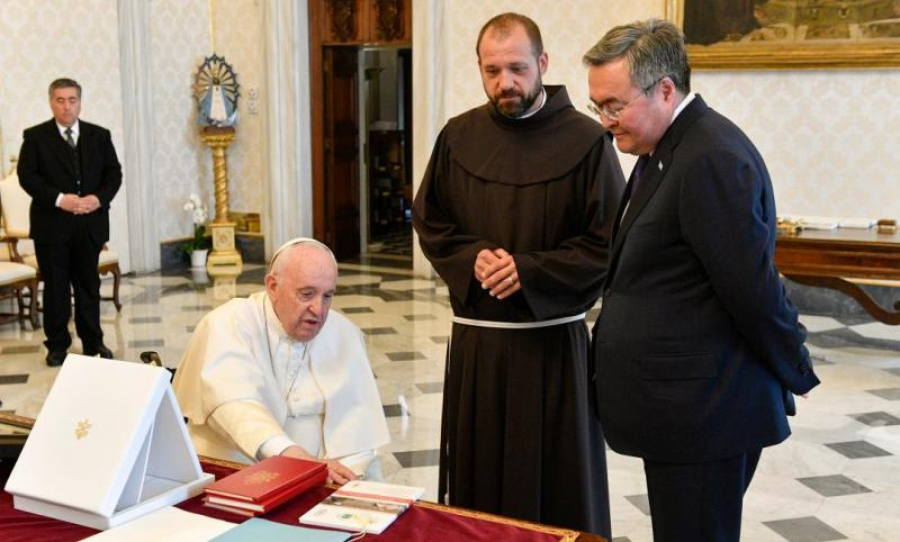 Папа Римский дал высокую оценку политическим реформам К. Токаева