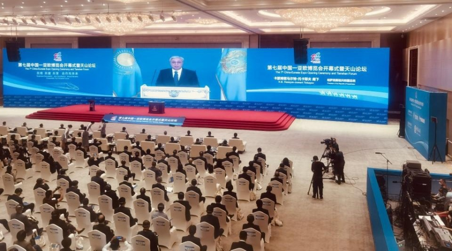 Казахстан принимает участие в VII ЭКСПО «Китай-Евразия»