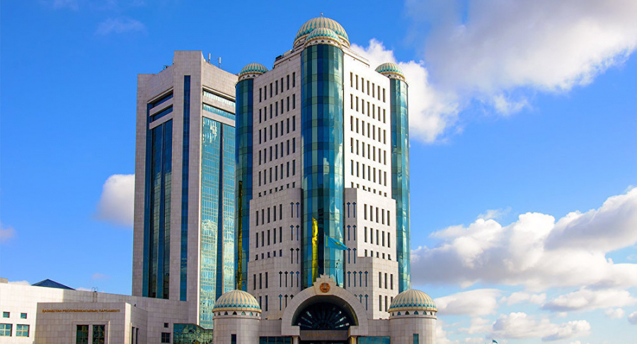 Kazakh senate proposes amendments to constitutional law “On First President”