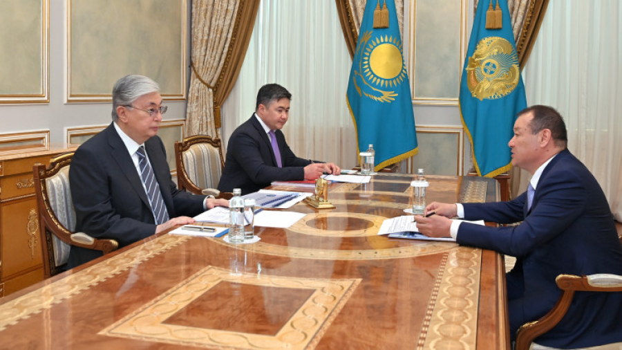 Kazakh President receives Minister of Industry and Infrastructure Development K. Uskenbayev