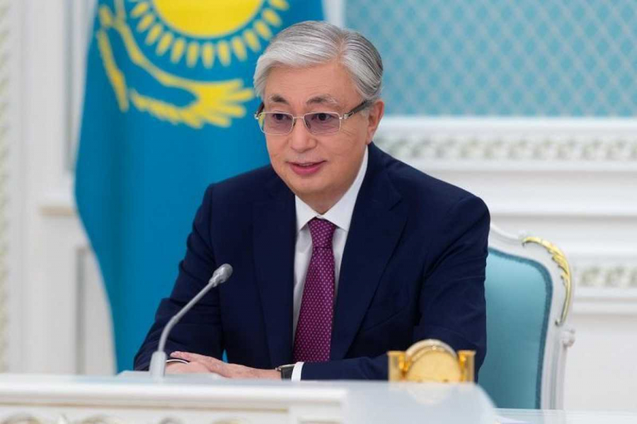 Президент поздравил женщин Казахстана с международным праздником