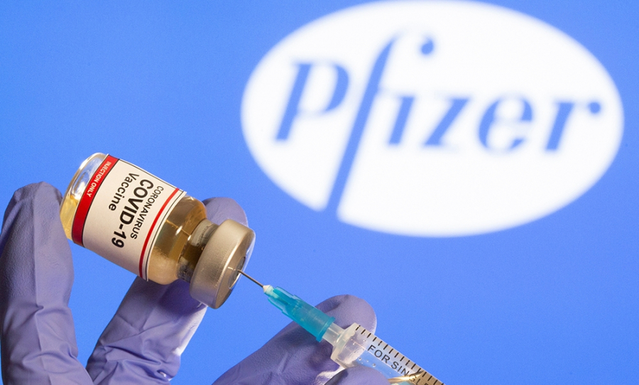 Вакцинация препаратом Pfizer проходит в Казахстане