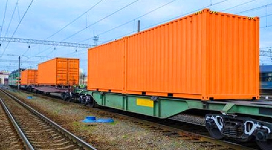 Около 450 тысяч контейнеров перевезли из Китая в Европу через Казахстан в 2021 году