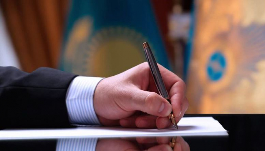 26 законопроектов разработают в Казахстане