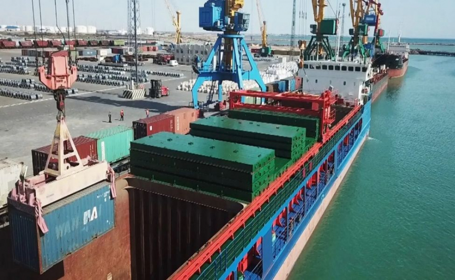 Объёмы перевозок через казахстанские морские врата выросли в два раза