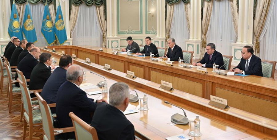 Kassym-Jomart Tokayev holds meeting with members of CIS Heads of Government Council