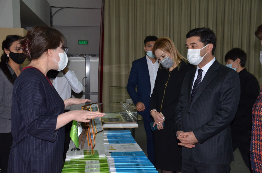 Министр народного образования Узбекистана Бахтиёр Саидов впечатлен достижениями NIS