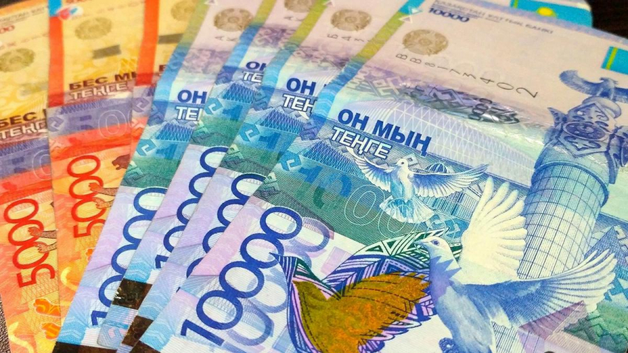 Почти 4 млн казахстанцев получат прибавку к заработной плате