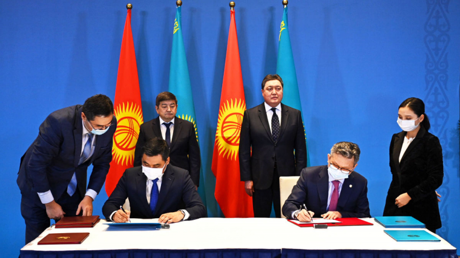 Қазақстан мен Қырғызстан бірнеше үкіметаралық келісімге қол қойды