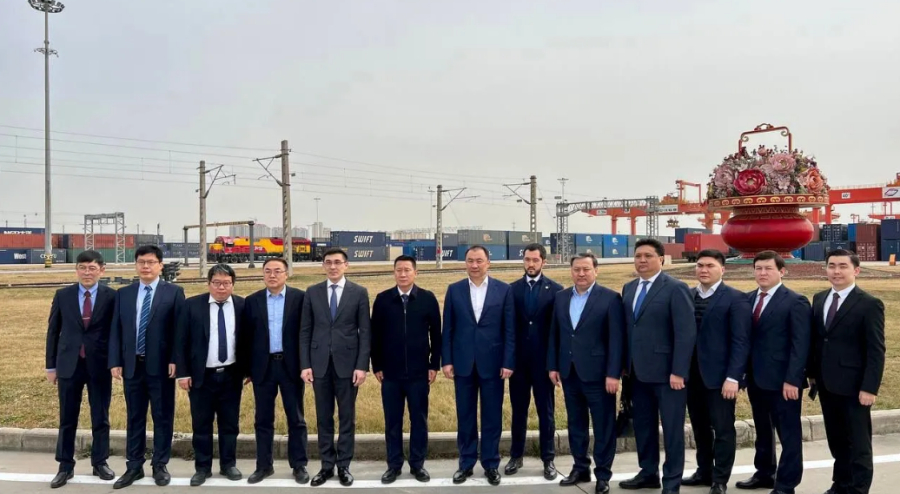 Строительство логистического центра Казахстана запущено в сухом порту Сианя