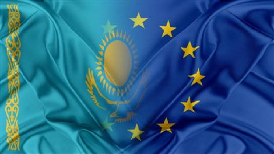Западные страны должны поддержать переходный период в Казахстане – эксперт