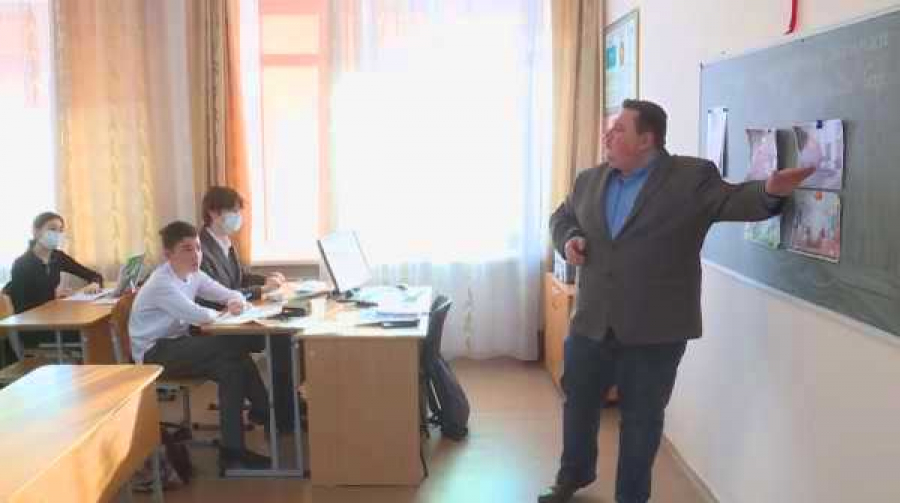 Украинец по национальности преподает казахский язык в Костанае