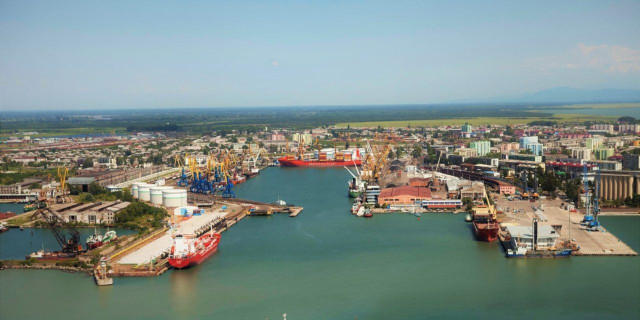 Казахстан построит контейнерный терминал в грузинском порту Поти